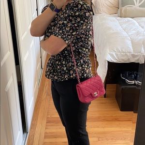 **Rare Chanel**Raspberry Mini Square SHW Chanel